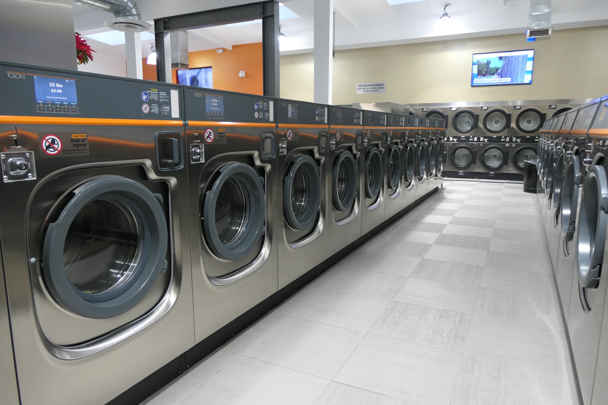 How Laundromat Owners Can Maximize Profit Margins Henson Laundry