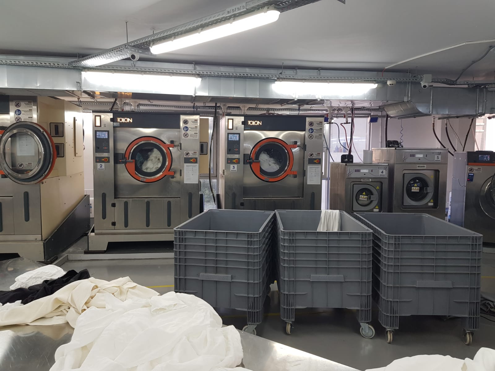 Choosing the Right Laundry Equipment for Hospitals Henson Laundry